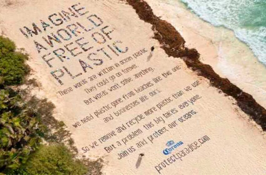  Corona le escribe una carta al océano hecho con plástico reciclado para cuidar las playas del mundo