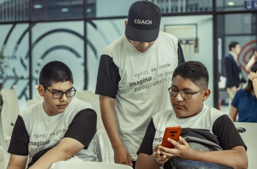  Samsung Innovation Campus culminó su 3ra edición con el Hackathon de Codificación y Programación.