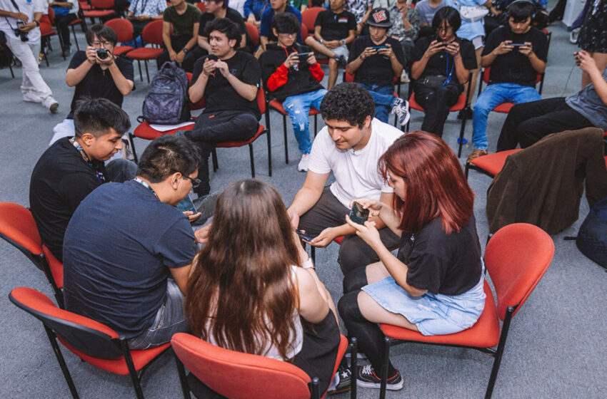  Ofrecen grandes premios e incentivos a estudiantes gamers