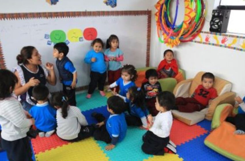  Desigualdades en la matrícula escolar en Perú: Un desafío pendiente en la educación inicial y primaria.