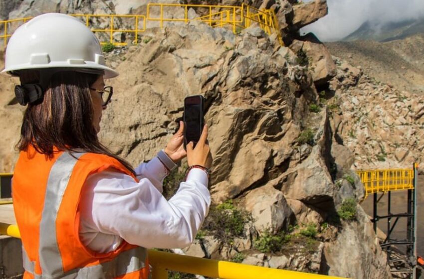  Día Internacional de la Mujer en la Ingeniería: 4 retos y desafíos a los que se enfrentan las mujeres ingenieras dentro del sector energético