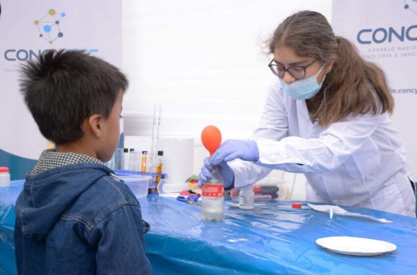  Talleres de ciencia para niños y más en la FIL Ciencia