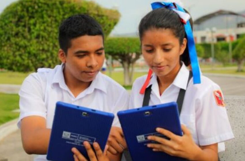  Wow lleva internet gratuita a 51 colegios en el Perú para apoyar la educación de los estudiantes