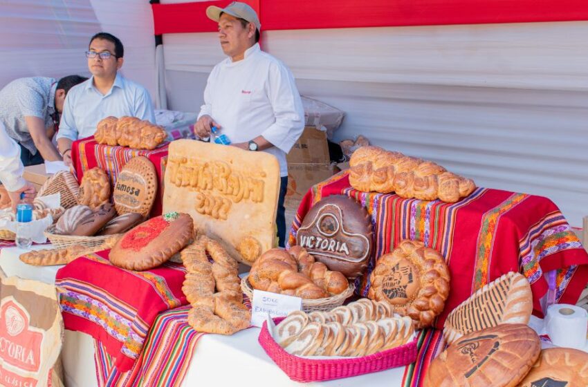  Tanta Raymi en Oropesa: Donde el pan se convierte en arte y tradición