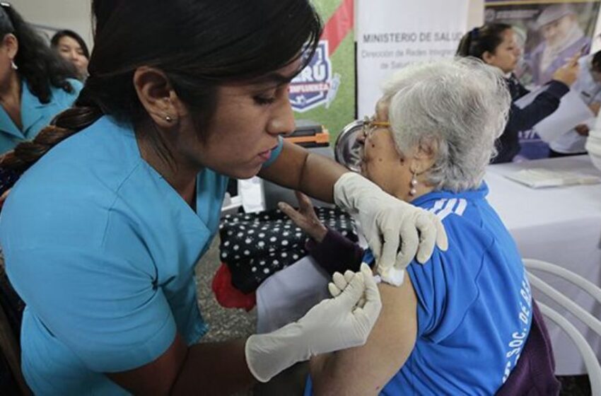  Aumentan muertes por neumonía en adultos mayores