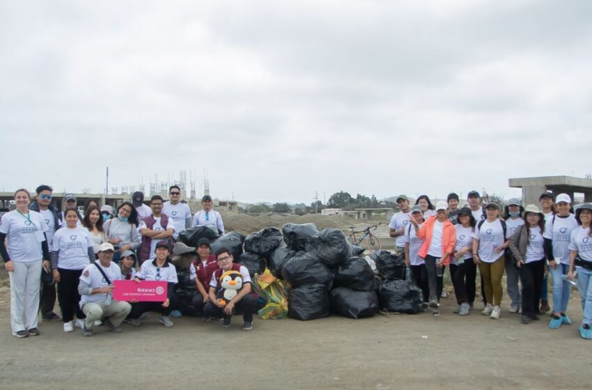  Día Mundial de la Limpieza: Voluntarios de Compromiso Verde y Rotaract limpian y preservan uno de los humedales más importantes del Perú