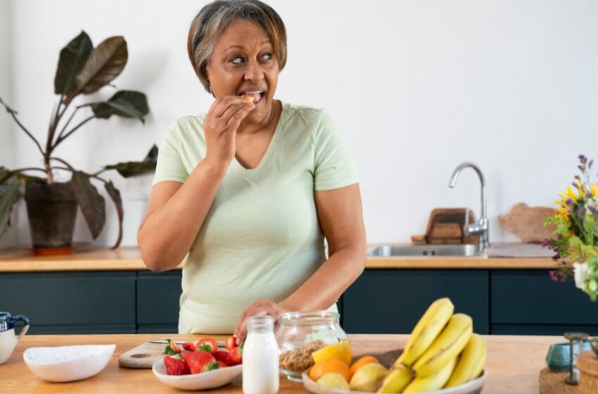  Día Mundial de la Menopausia: Cinco consejos de alimentación para cuidar tu salud en esta etapa