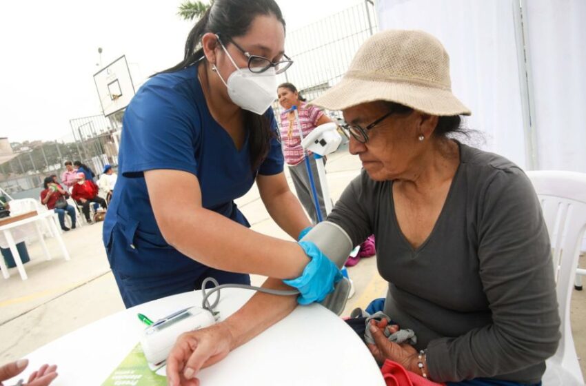  Municipalidades realizan campaña de salud gratuitos