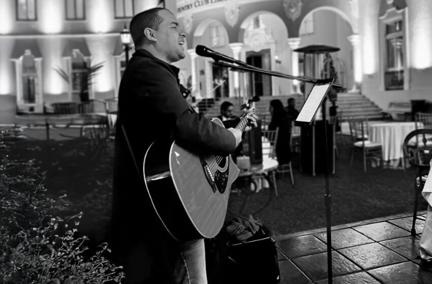  Música en vivo y cócteles de temporada en El Jardín del Country